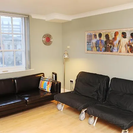 Apartment Half-penny Bridge